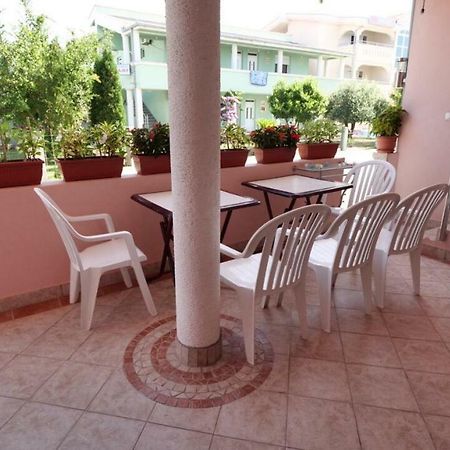 Familien Apartment Zeno Ulcinj Exterior photo